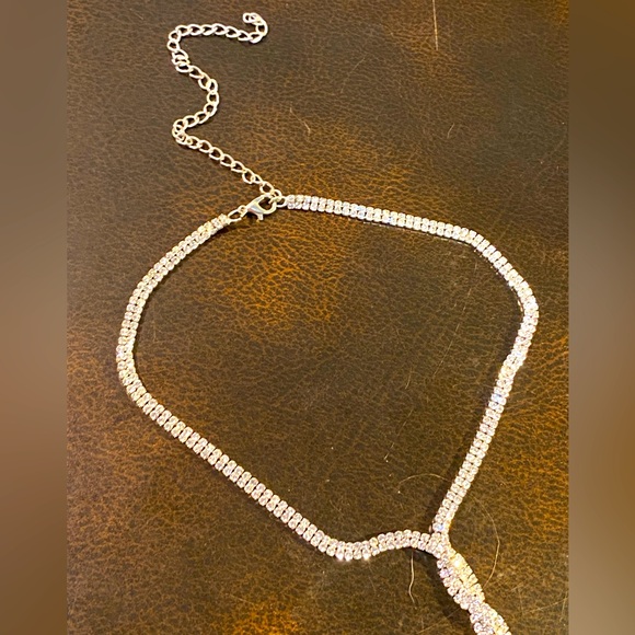 JEWELRY SALE Elegant silver rhinestone necklace twisted bolo tie design,ABS - Picture 13 of 15